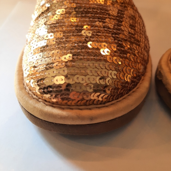 Ugg Classic Short Gold Sequin Boots - Picture 8 of 9